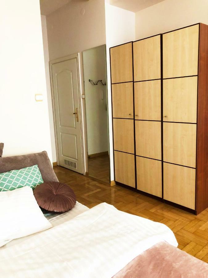 Sienna 93 - Cozy Studio By Homeprime Varsó Kültér fotó